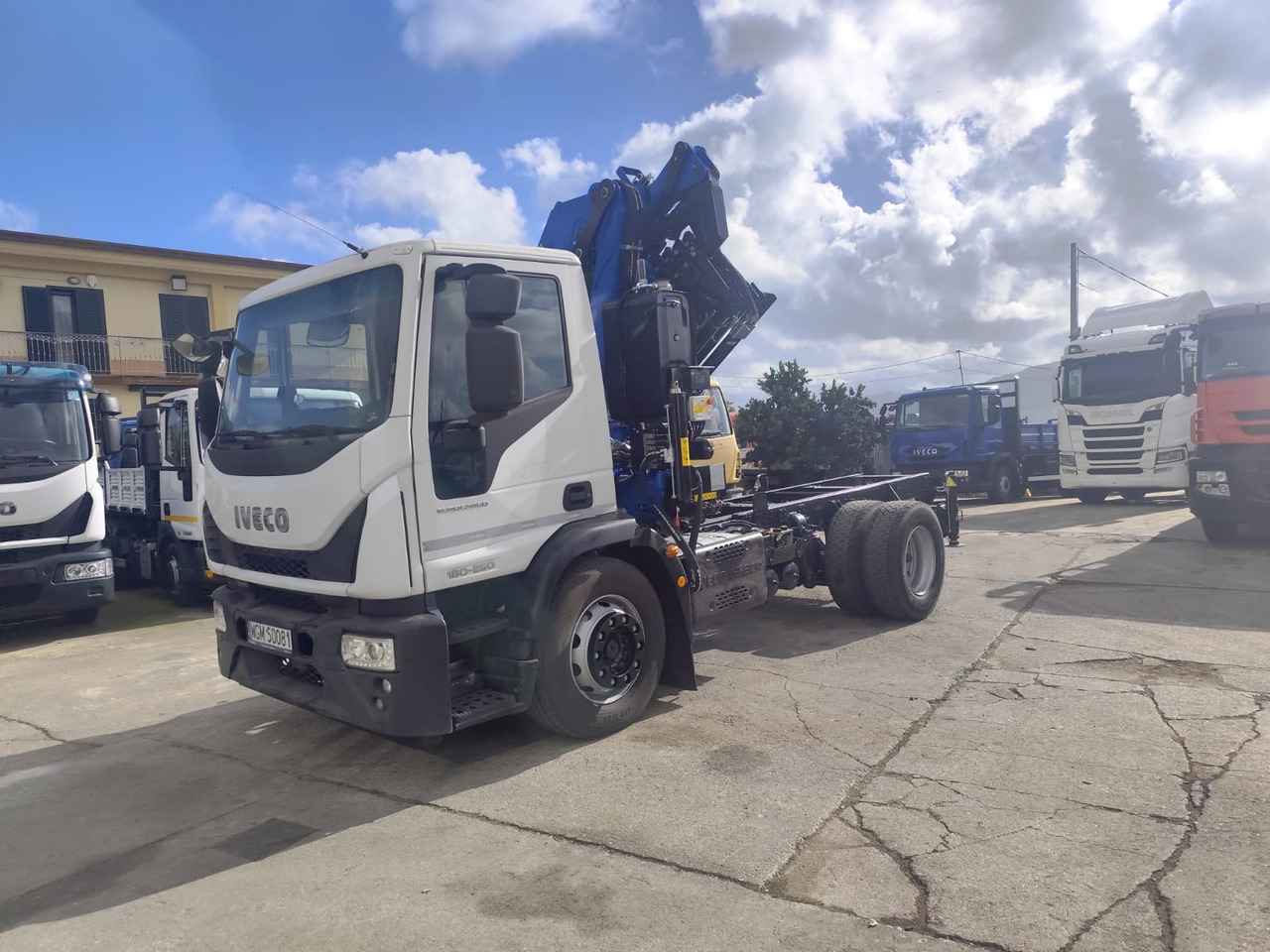 Camion grue, Camion grue IVECO EUROCARGO 180-250: photos 10 Camion grue, Camion grue IVECO EUROCARGO 180-250: photos 10