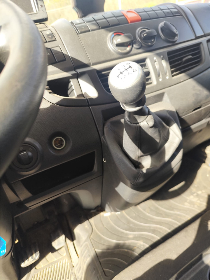 IVECO EUROCARGO 75-160 - Camion grue: photos 4 IVECO EUROCARGO 75-160 - Camion grue: photos 4