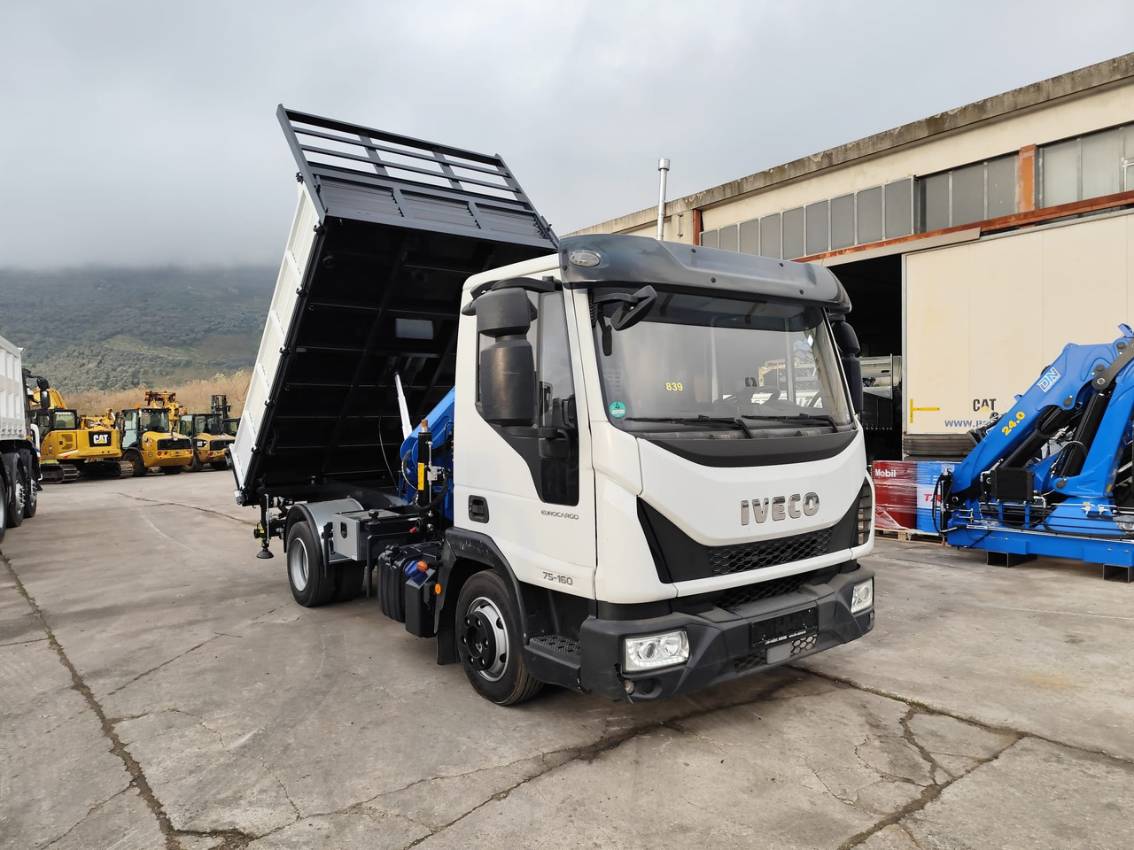 Camion benne, Camion grue IVECO EUROCARGO 75-160: photos 10