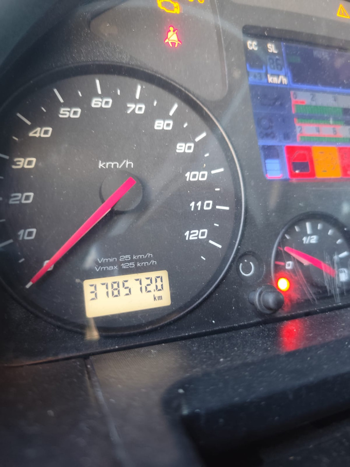 IVECO STRALIS 190S31 - Camion ampliroll: photos 4 IVECO STRALIS 190S31 - Camion ampliroll: photos 4