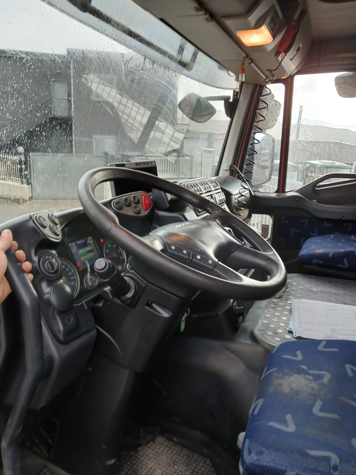 IVECO STRALIS AD 260S31 - Châssis cabine: photos 4 IVECO STRALIS AD 260S31 - Châssis cabine: photos 4