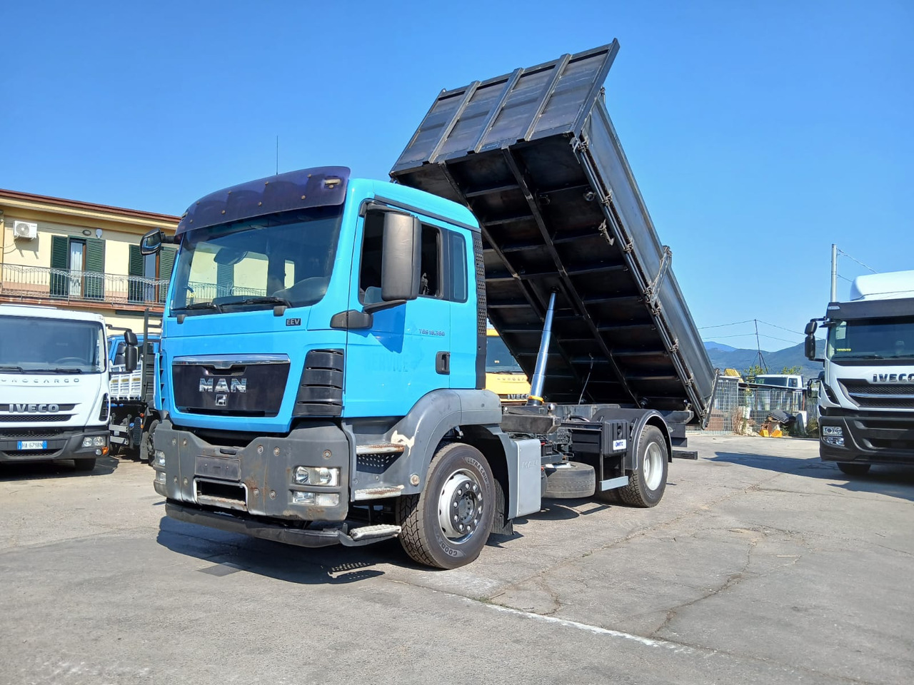 MAN TGS 18.360 - Camion benne: photos 1 MAN TGS 18.360 - Camion benne: photos 1