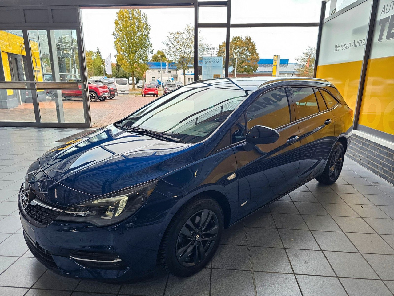 Opel Astra K ST AUTOMATIK SHZ Einparkassistent Kamera - Voiture break: photos 2 Opel Astra K ST AUTOMATIK SHZ Einparkassistent Kamera - Voiture break: photos 2