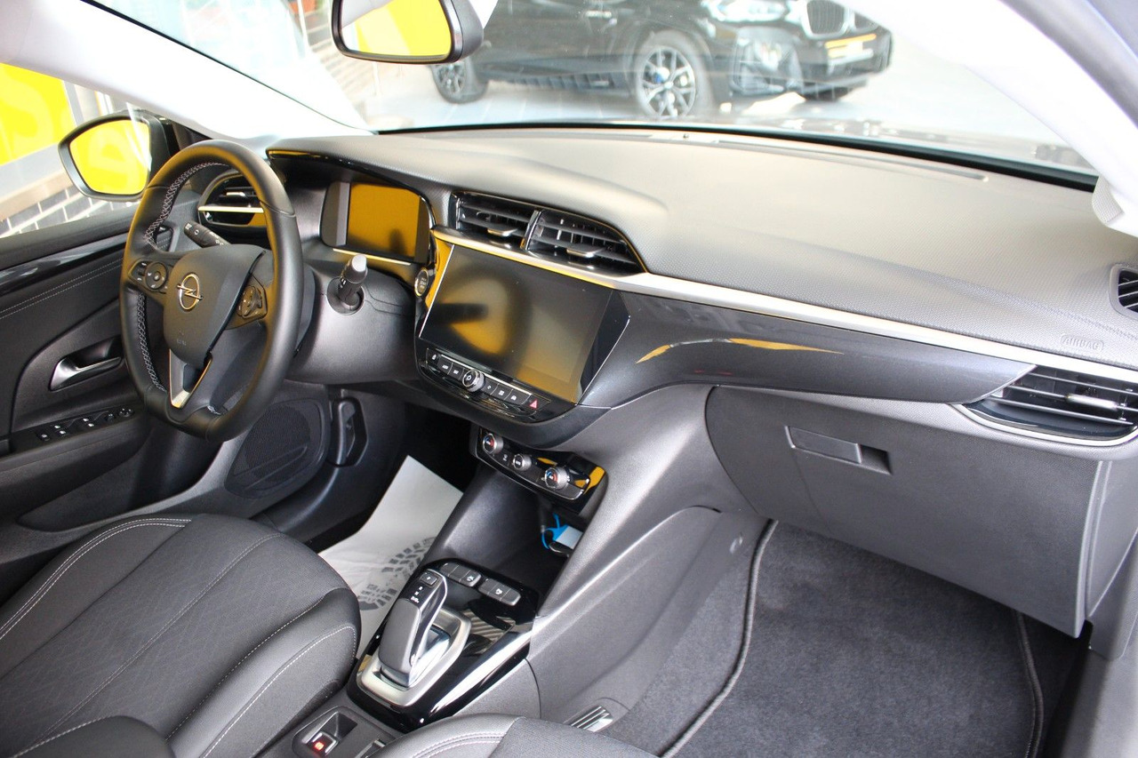 Opel Corsa F e Elegance Navi Kamera Keyless Voll-LED - Berline: photos 4 Opel Corsa F e Elegance Navi Kamera Keyless Voll-LED - Berline: photos 4