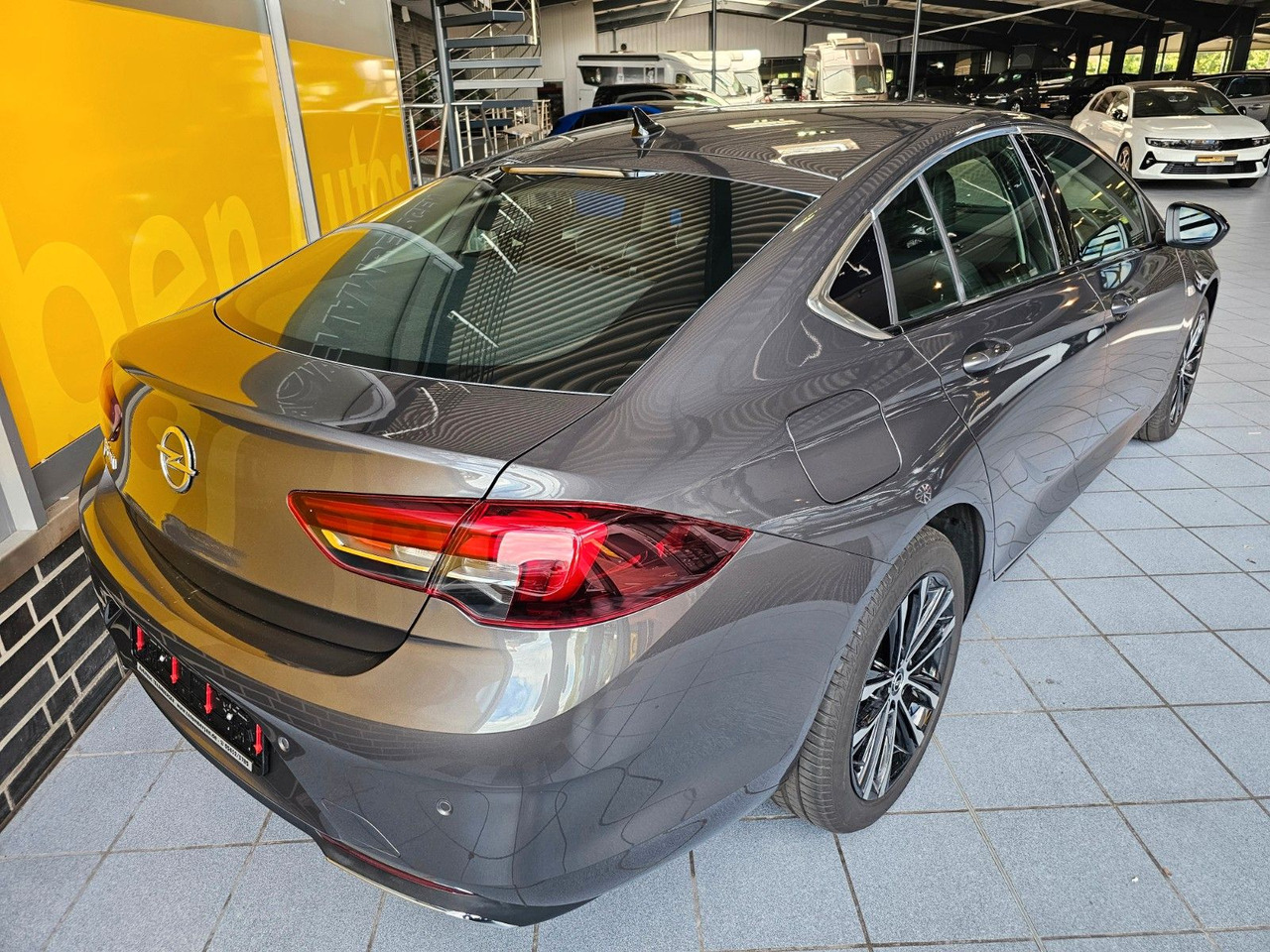 Opel Insignia B GS Elegance Memory Matrix SHZ Massage - Berline: photos 2 Opel Insignia B GS Elegance Memory Matrix SHZ Massage - Berline: photos 2