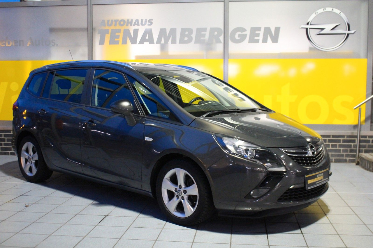 Opel Zafira C Tourer Style PDC Sitz u.Lenkradheizung - Transport de personnes: photos 1 Opel Zafira C Tourer Style PDC Sitz u.Lenkradheizung - Transport de personnes: photos 1