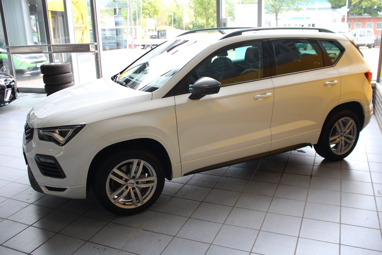 Seat Ateca 1.5 TSI FR ACR Lenkradhzg Pano Beats ACC - SUV: photos 4 Seat Ateca 1.5 TSI FR ACR Lenkradhzg Pano Beats ACC - SUV: photos 4