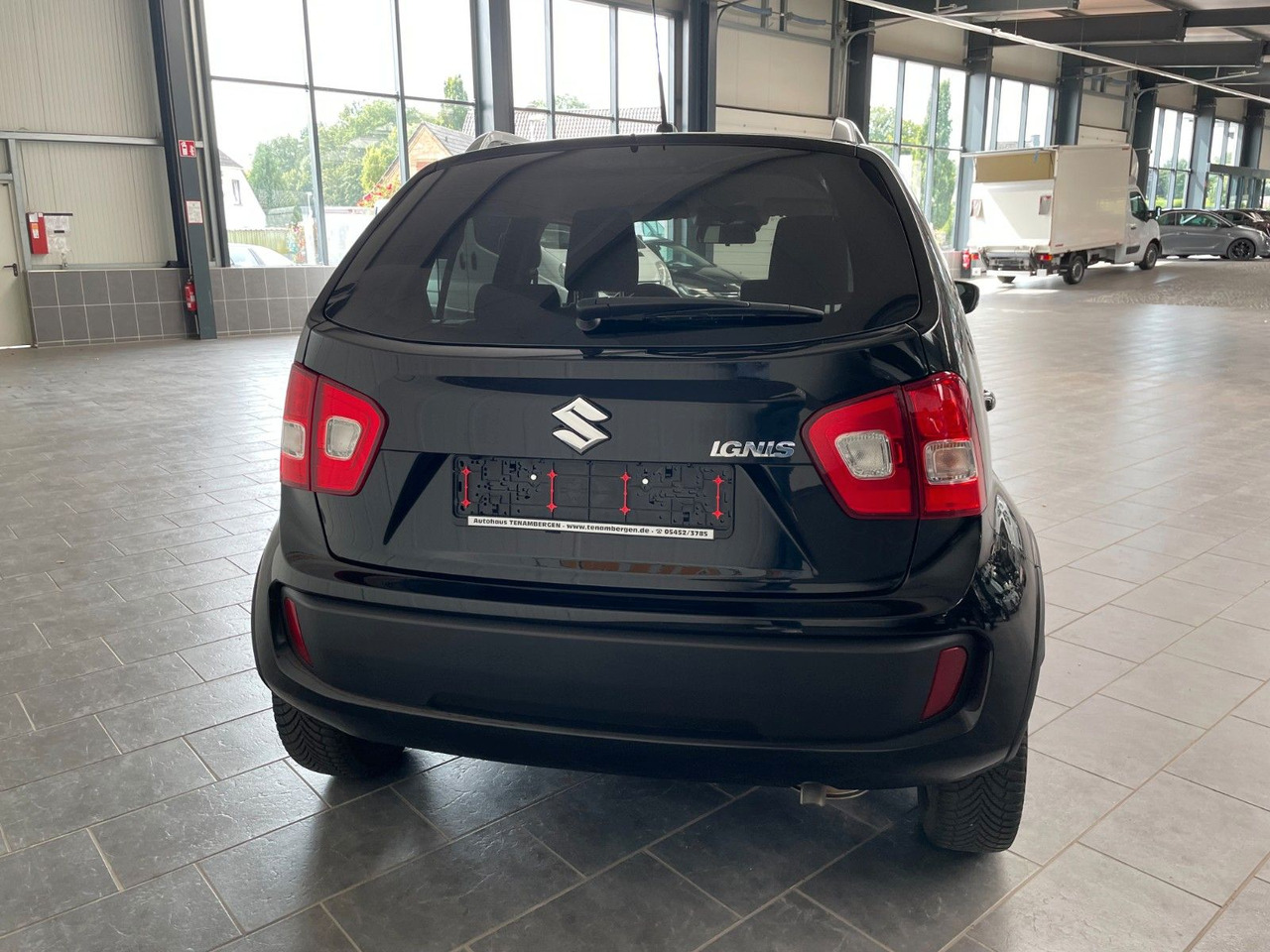 Suzuki Ignis Comfort+ Behinderten-Umbau Kamera Navi LED - Berline: photos 4 Suzuki Ignis Comfort+ Behinderten-Umbau Kamera Navi LED - Berline: photos 4