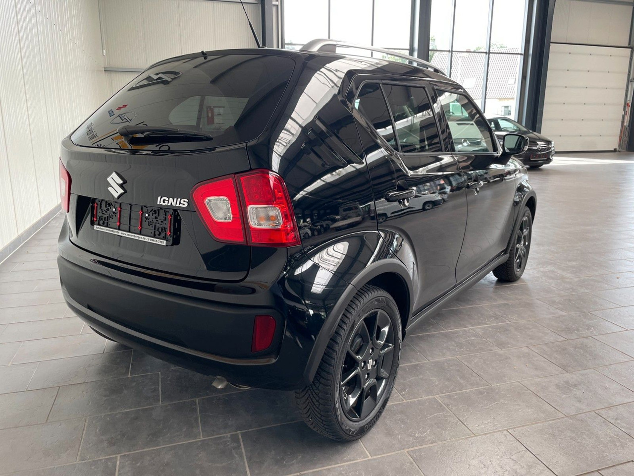 Suzuki Ignis Comfort+ Behinderten-Umbau Kamera Navi LED - Berline: photos 3 Suzuki Ignis Comfort+ Behinderten-Umbau Kamera Navi LED - Berline: photos 3
