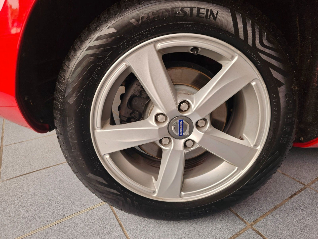 Volvo V40 You! Xenon Sitzheizung Freisprecheinrichtung - Berline: photos 5 Volvo V40 You! Xenon Sitzheizung Freisprecheinrichtung - Berline: photos 5