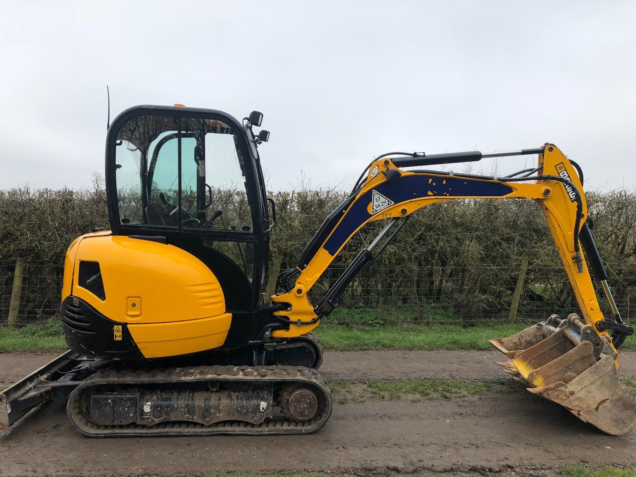 JCB 8026 CTS - Mini pelle: photos 2 JCB 8026 CTS - Mini pelle: photos 2