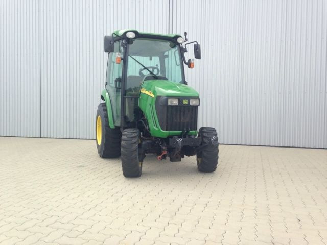 JOHN DEERE 3720 - Tracteur agricole: photos 4 JOHN DEERE 3720 - Tracteur agricole: photos 4