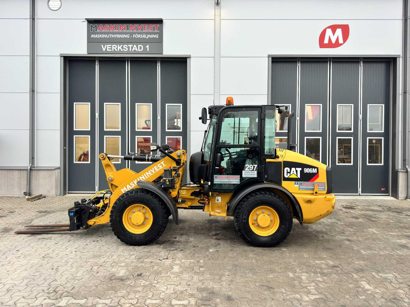 Caterpillar 906M Cat 906M - Chargeuse sur pneus: photos 1 Caterpillar 906M Cat 906M - Chargeuse sur pneus: photos 1