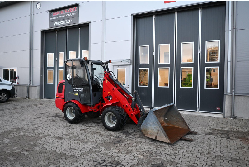 Flexitrac 1236 - Chargeuse sur pneus: photos 5 Flexitrac 1236 - Chargeuse sur pneus: photos 5