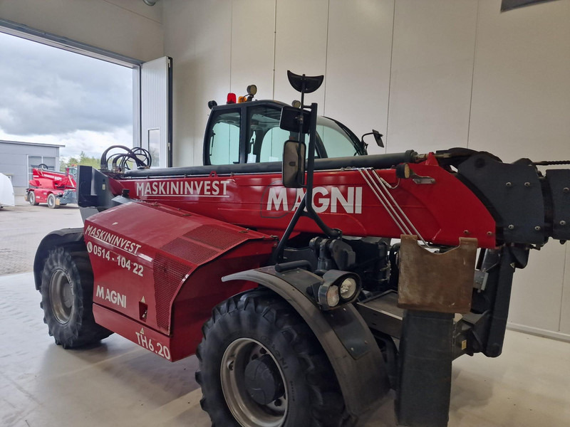 MAGNI TH 6.20 - Chariot télescopique: photos 3 MAGNI TH 6.20 - Chariot télescopique: photos 3