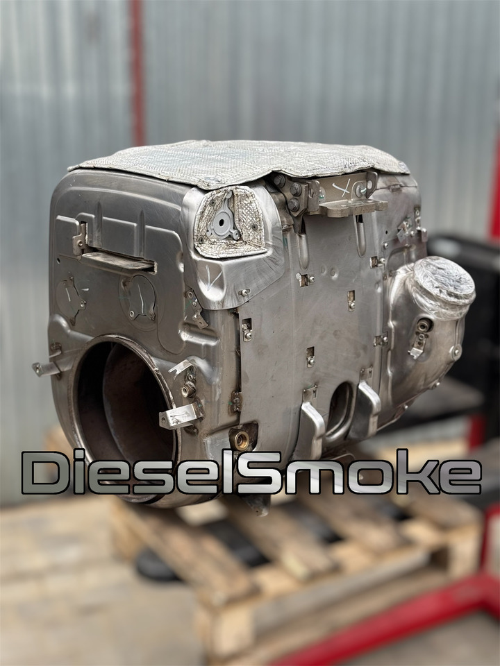 DAF XG+ XD Catalyst SCR DOC DAF XG+ XD - Catalyseur: photos 2 DAF XG+ XD Catalyst SCR DOC DAF XG+ XD - Catalyseur: photos 2