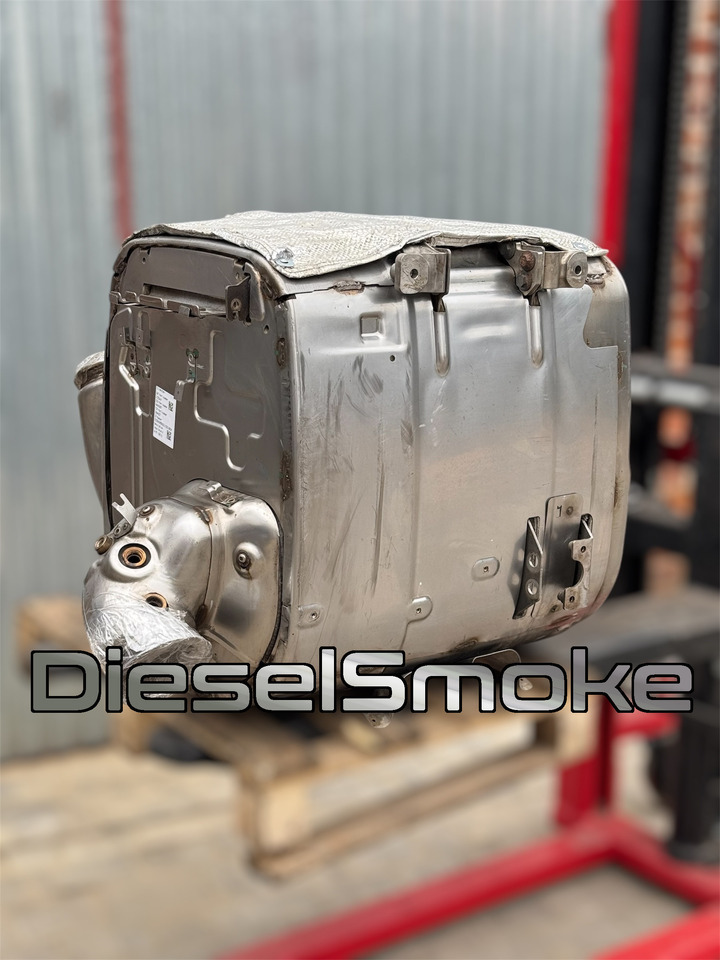 DAF XG+ XD Catalyst SCR DOC DAF XG+ XD - Catalyseur: photos 3 DAF XG+ XD Catalyst SCR DOC DAF XG+ XD - Catalyseur: photos 3