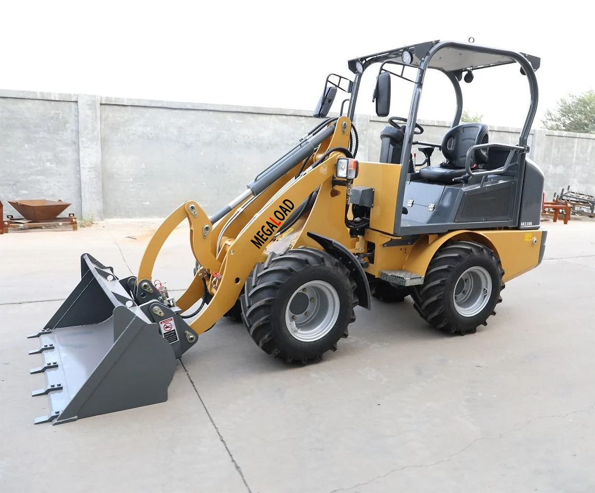 MEGALOAD AK1100 Compact Wheel Loader CE certification Kubota Engine chargeuse su AK1100 - Chargeuse sur pneus: photos 5 MEGALOAD AK1100 Compact Wheel Loader CE certification Kubota Engine chargeuse su AK1100 - Chargeuse sur pneus: photos 5