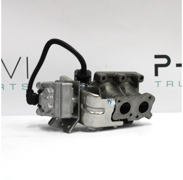 MAN TGX/TGS EGR Klep 51.08150-6143 Nieuw! - Système d'échappement pour Camion: photos 2 MAN TGX/TGS EGR Klep 51.08150-6143 Nieuw! - Système d'échappement pour Camion: photos 2