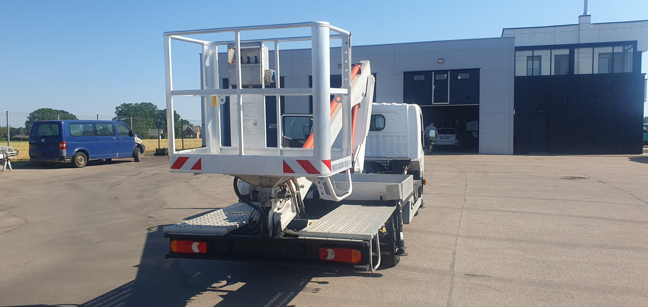 MULTITEL 160 ALU - Camion avec nacelle: photos 2 MULTITEL 160 ALU - Camion avec nacelle: photos 2