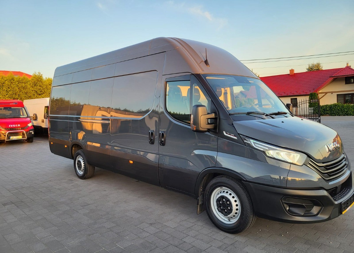 Iveco 35S18 3.0 Hi-Matic Iveco Max L5H3 Salon Polska Hi - Matic - Fourgon utilitaire: photos 2 Iveco 35S18 3.0 Hi-Matic Iveco Max L5H3 Salon Polska Hi - Matic - Fourgon utilitaire: photos 2