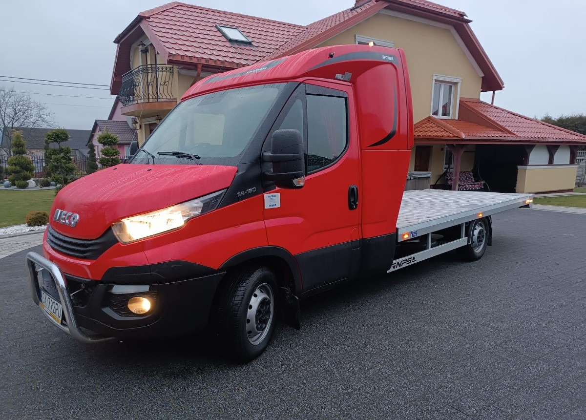 Remorqueuse Iveco Daily 35-180 Autolaweta Sypialnia STAN WZOROWY VAT 23: photos 8