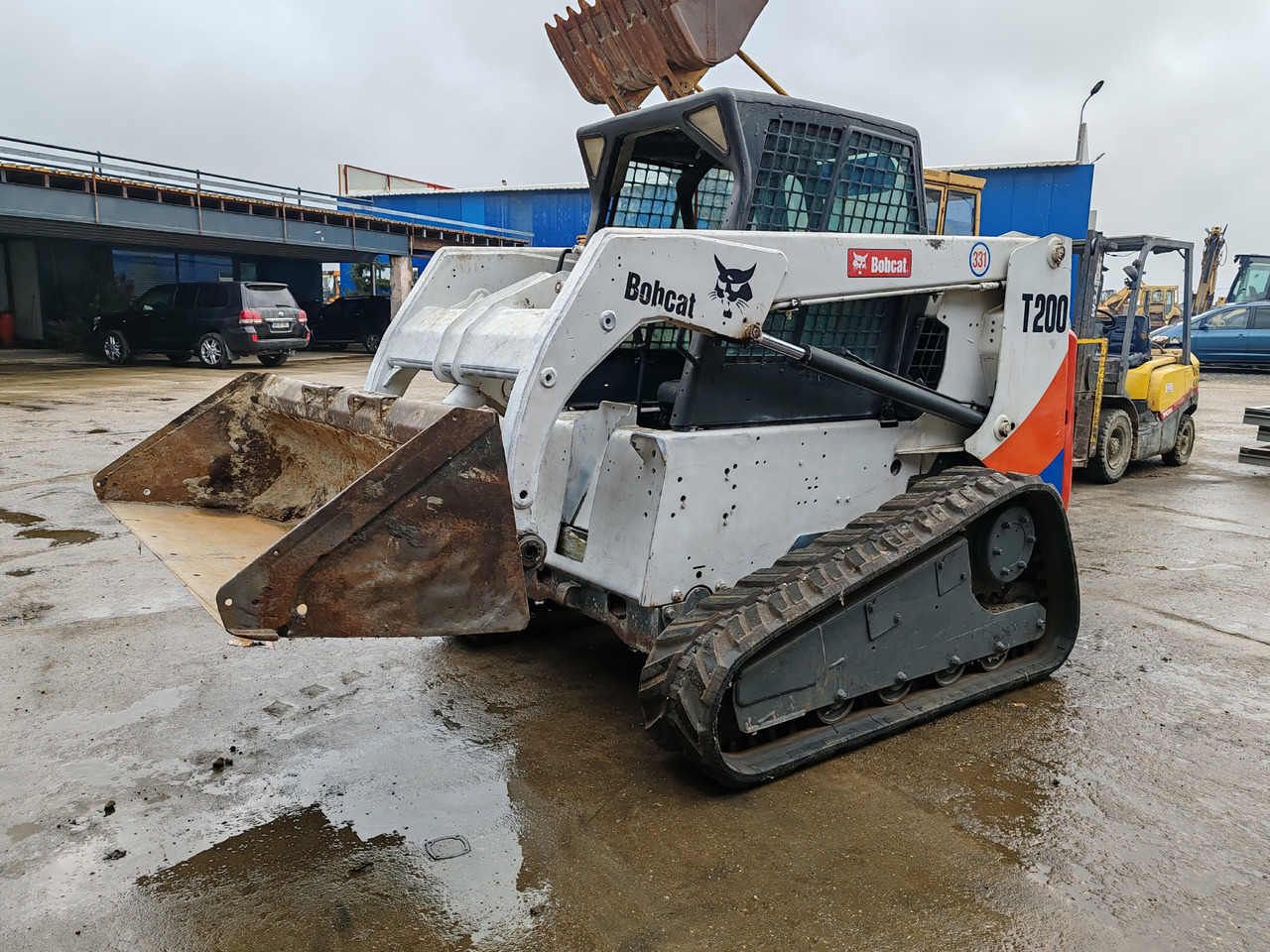 BOBCAT T200 - Chargeuse compacte sur chenilles: photos 3 BOBCAT T200 - Chargeuse compacte sur chenilles: photos 3
