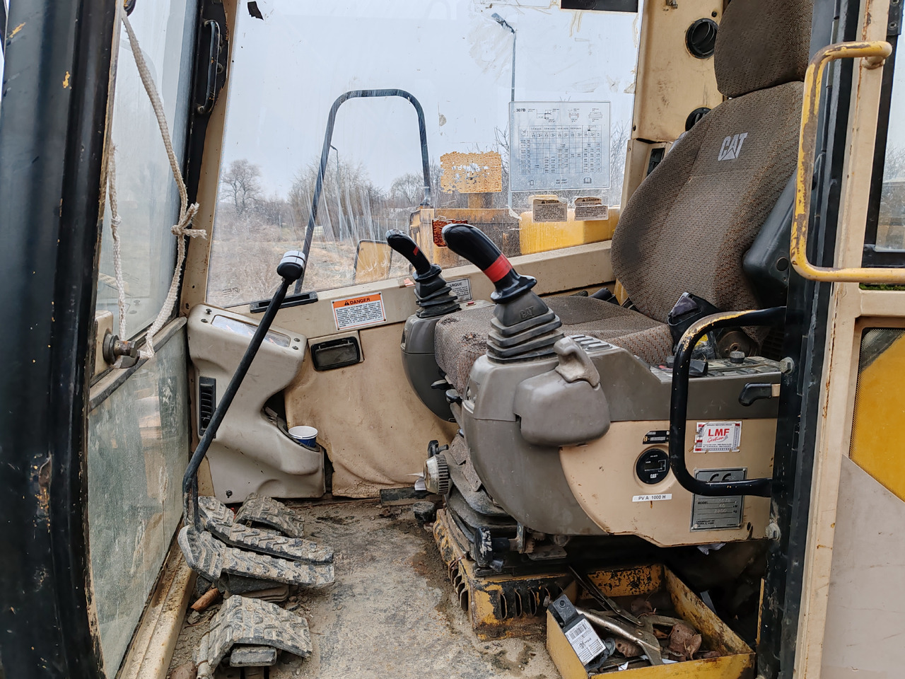 CATERPILLAR 307b - Mini pelle: photos 5 CATERPILLAR 307b - Mini pelle: photos 5