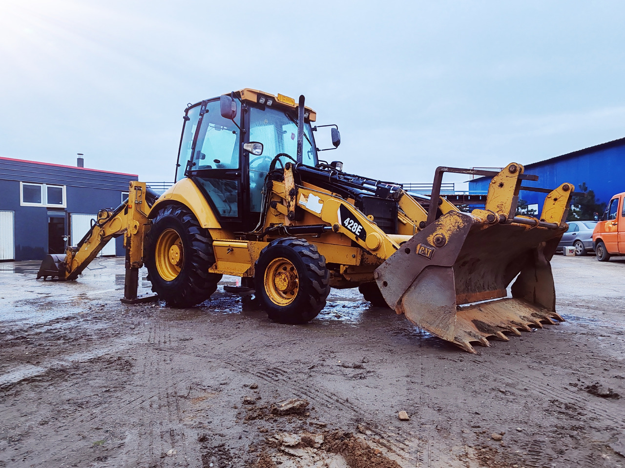 CATERPILLAR 428E - Tractopelle: photos 1 CATERPILLAR 428E - Tractopelle: photos 1