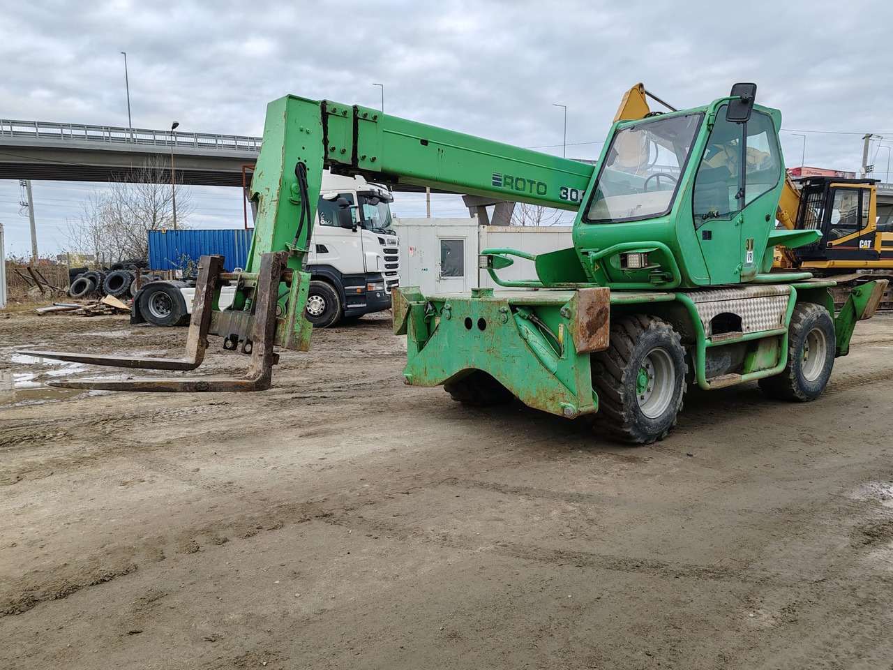 Merlo Roto 30.16K - Chargeuse sur pneus télescopique: photos 1 Merlo Roto 30.16K - Chargeuse sur pneus télescopique: photos 1