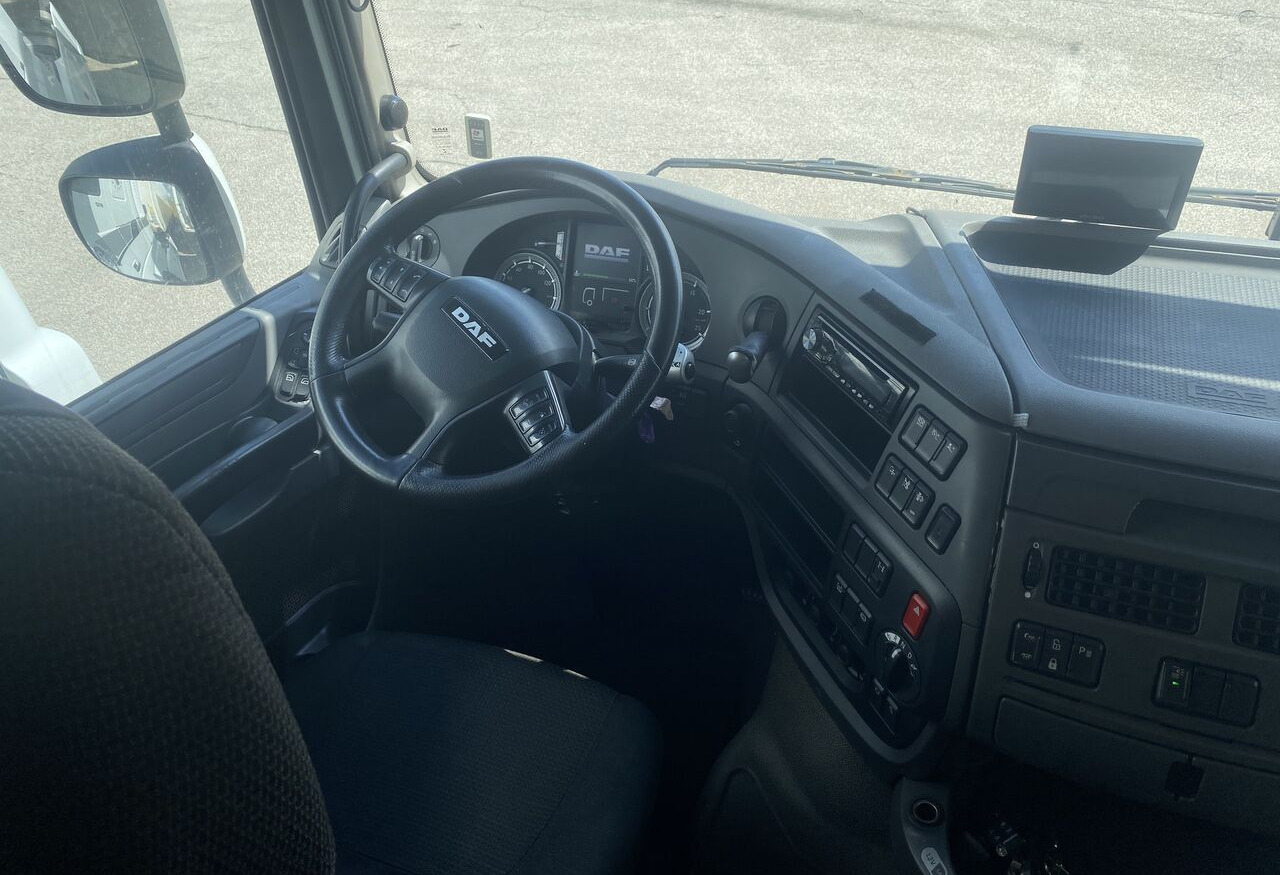 DAF  - Tracteur routier: photos 4 DAF  - Tracteur routier: photos 4