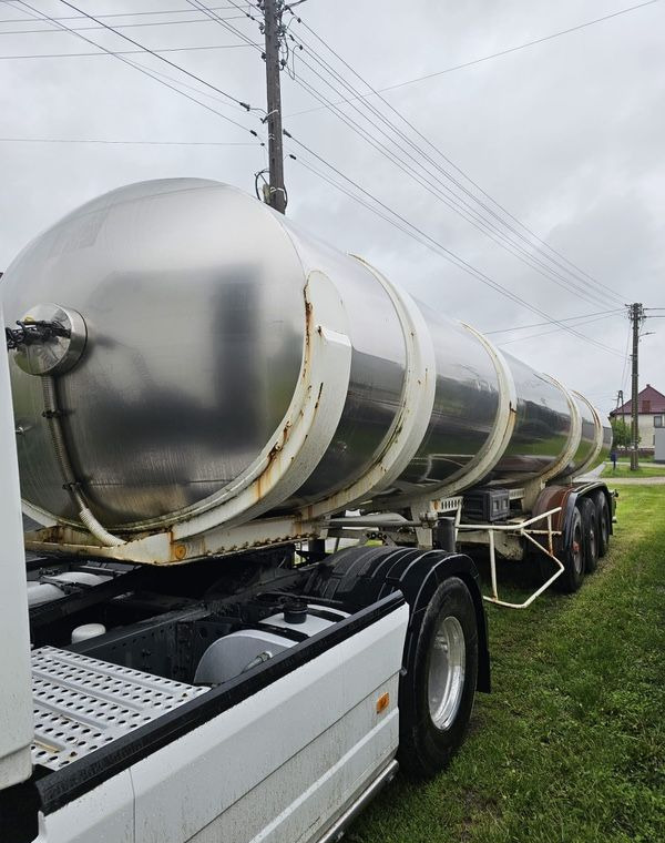 Inny ETA - Semi-remorque citerne: photos 1 Inny ETA - Semi-remorque citerne: photos 1