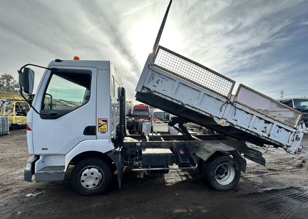 Renault Midlum 135 DXi - Camion benne: photos 2 Renault Midlum 135 DXi - Camion benne: photos 2