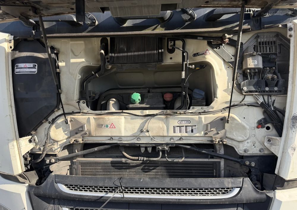 DAF XF 480 - Tracteur routier: photos 4 DAF XF 480 - Tracteur routier: photos 4