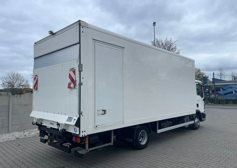 MAN TGL 8.190 KONTENER 16 PALET! - Camion fourgon: photos 5 MAN TGL 8.190 KONTENER 16 PALET! - Camion fourgon: photos 5