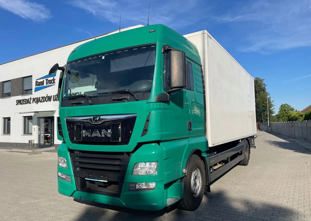 MAN TGX 18.420/ KONTENER 7,2m - Camion fourgon: photos 1 MAN TGX 18.420/ KONTENER 7,2m - Camion fourgon: photos 1