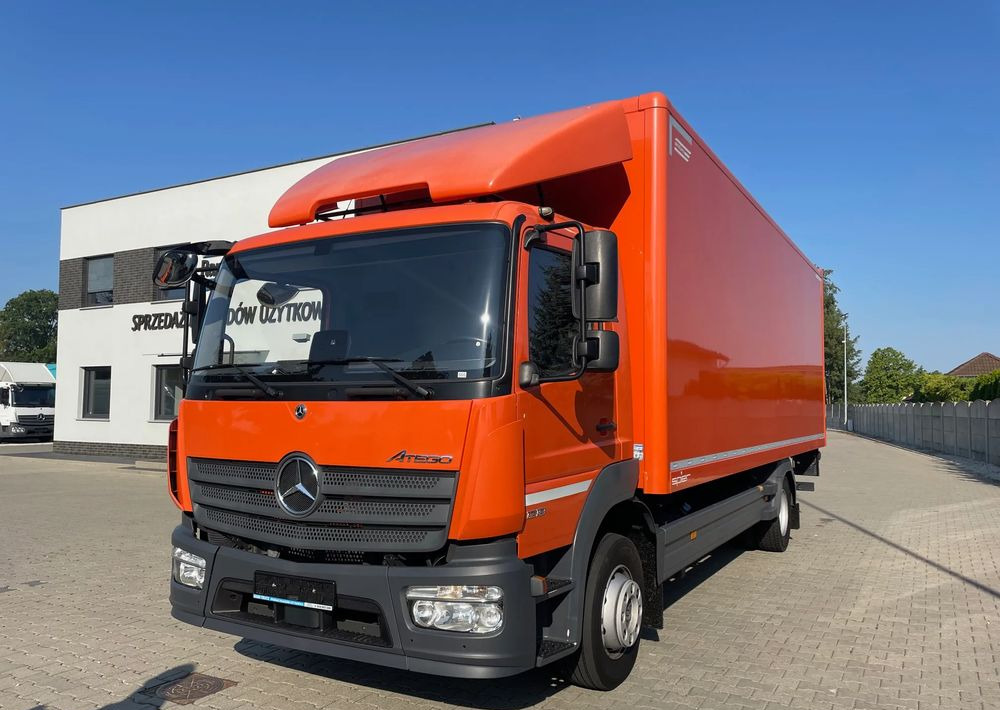 Mercedes-Benz ATEGO 1218 - Camion fourgon: photos 3 Mercedes-Benz ATEGO 1218 - Camion fourgon: photos 3