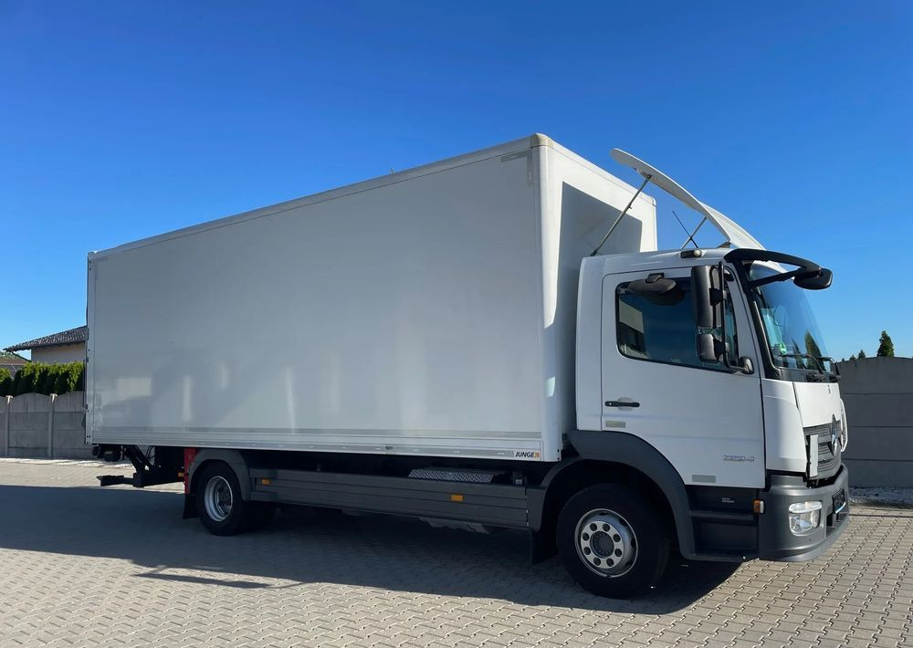 Mercedes-Benz ATEGO 1224 - Camion fourgon: photos 4 Mercedes-Benz ATEGO 1224 - Camion fourgon: photos 4