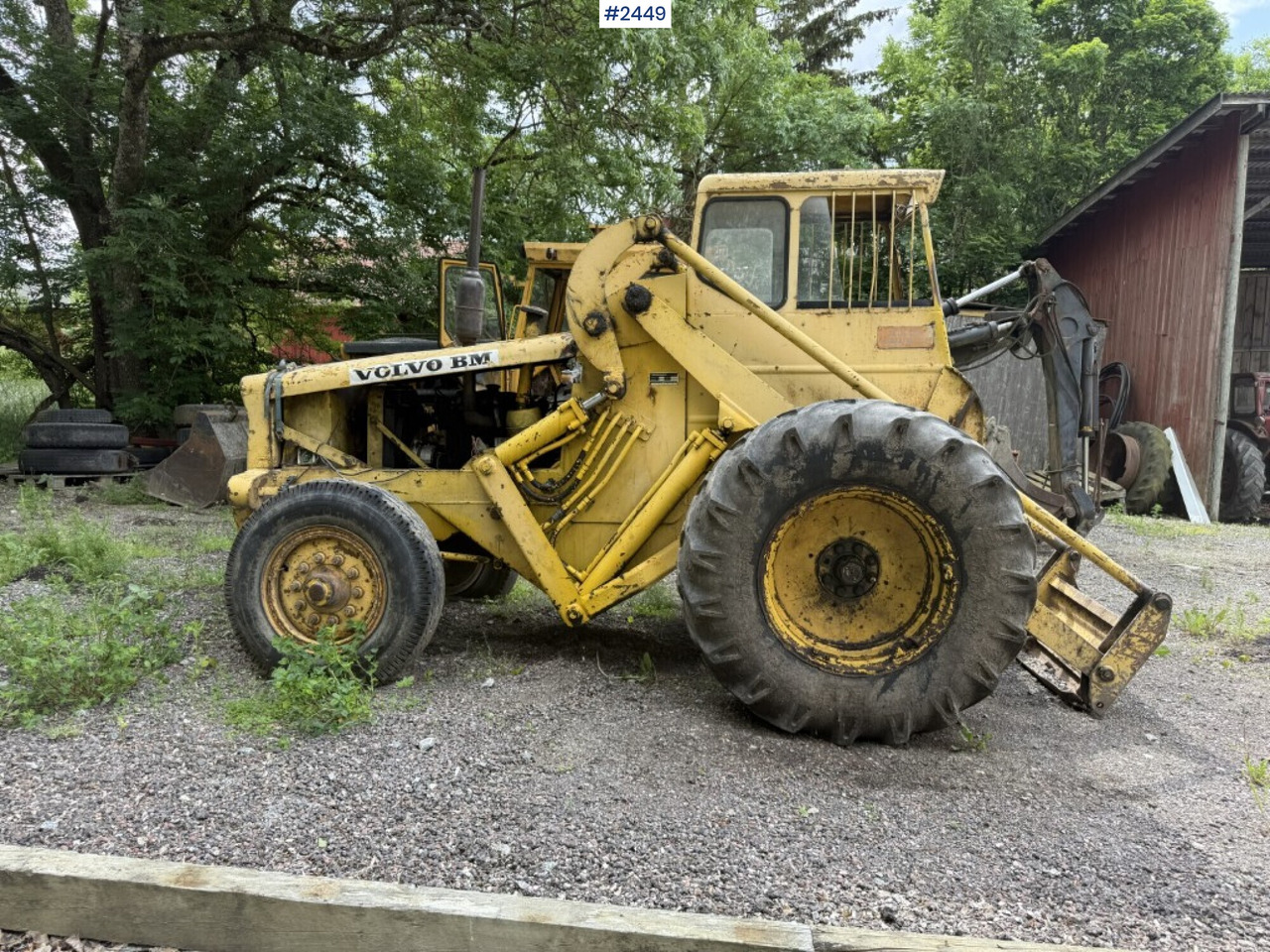 Backhoe loader Volvo BM LM 218 Repair item - Tracteur agricole: photos 2 Backhoe loader Volvo BM LM 218 Repair item - Tracteur agricole: photos 2