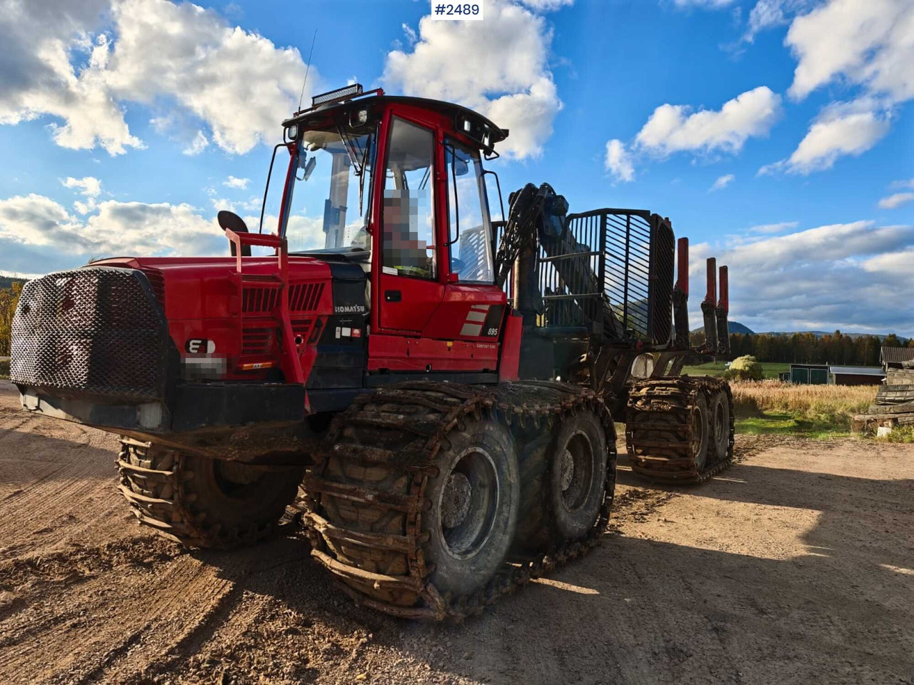 Komatsu 895 Forwarder (VIDEO) - Porteur: photos 2 Komatsu 895 Forwarder (VIDEO) - Porteur: photos 2