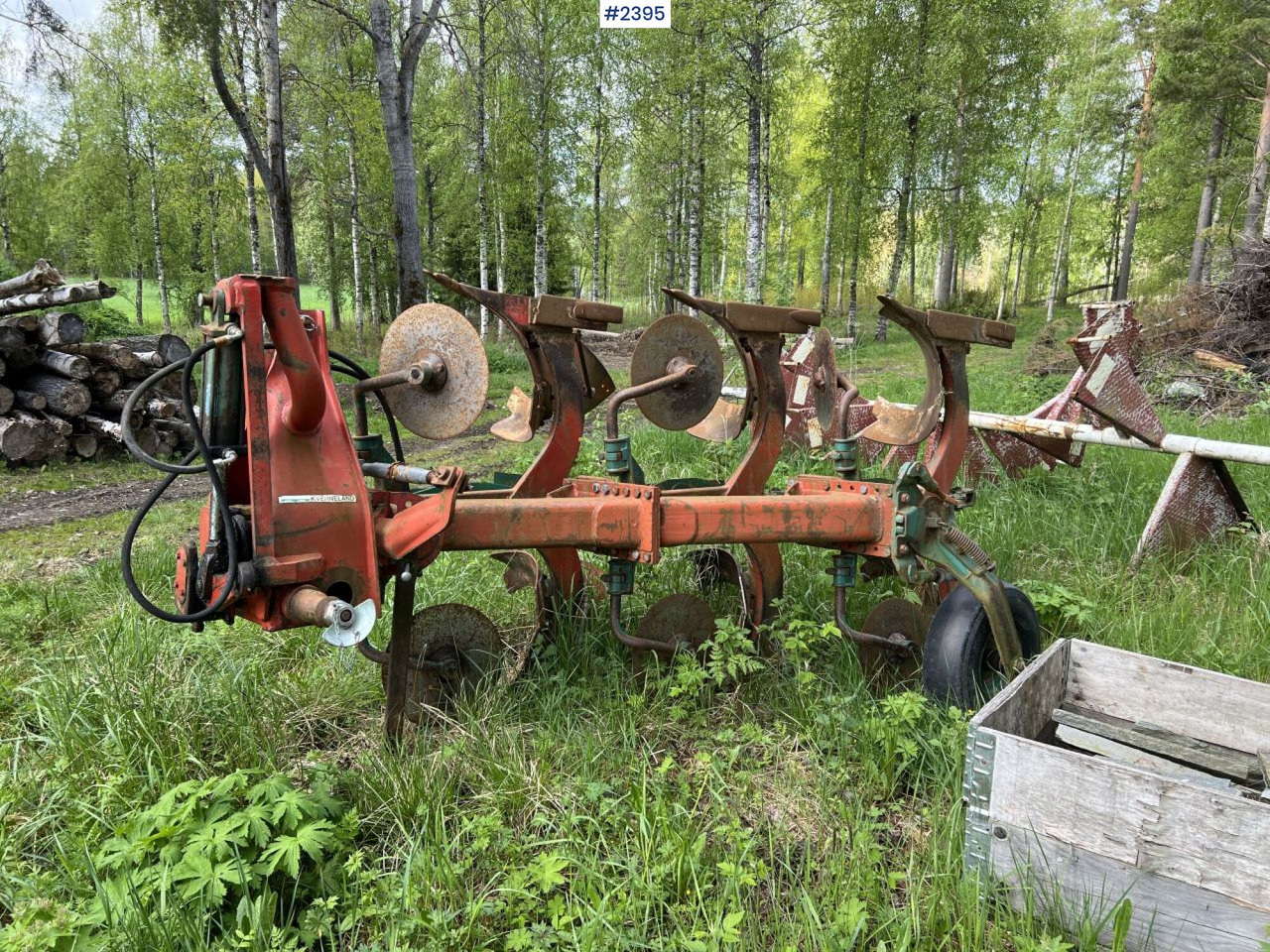 Kverneland 3-blade reversible plow - Outils du sol: photos 2 Kverneland 3-blade reversible plow - Outils du sol: photos 2