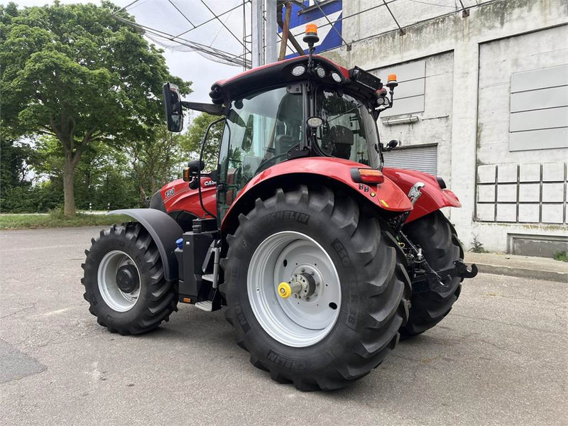 Case IH Maxxum 150 CVX Drive - Tracteur agricole: photos 5 Case IH Maxxum 150 CVX Drive - Tracteur agricole: photos 5