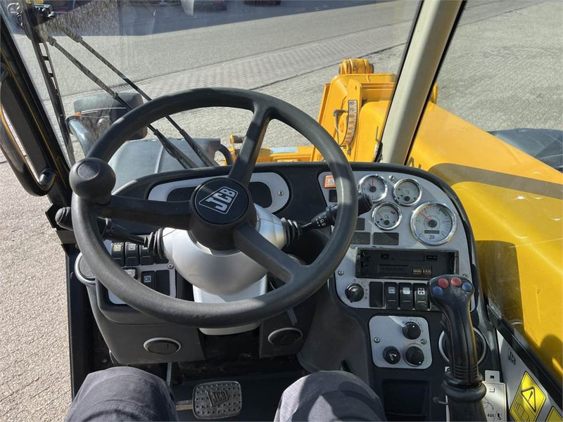 Chariot télescopique JCB 535-60: photos 8