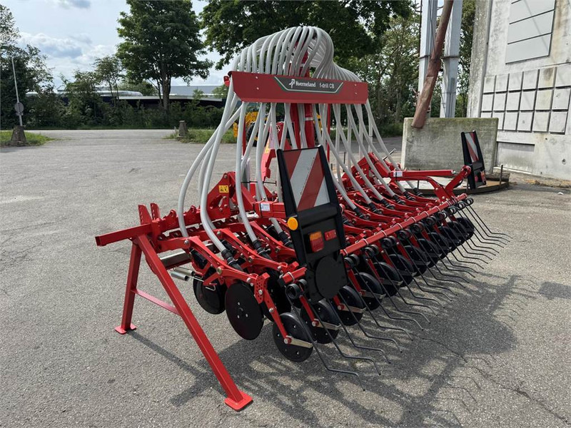 Kverneland CB 3000 - Semoir/ Planteuse: photos 1 Kverneland CB 3000 - Semoir/ Planteuse: photos 1