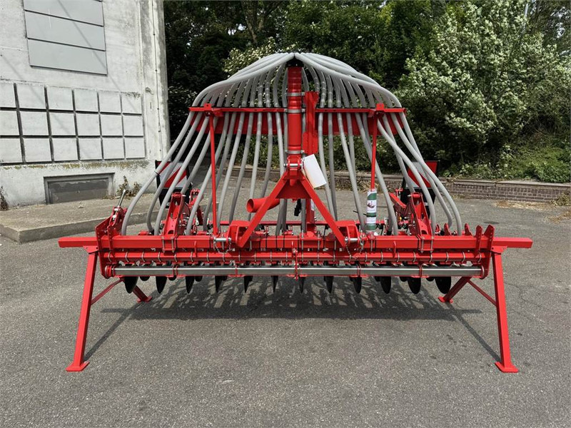 Kverneland CB 3000 - Semoir/ Planteuse: photos 5 Kverneland CB 3000 - Semoir/ Planteuse: photos 5