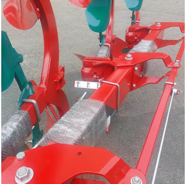 Kverneland EG 100-200-4 schaar - Charrue: photos 3 Kverneland EG 100-200-4 schaar - Charrue: photos 3