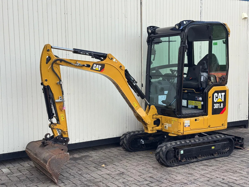 Caterpillar 301.8 NextGen - Mini pelle: photos 1 Caterpillar 301.8 NextGen - Mini pelle: photos 1