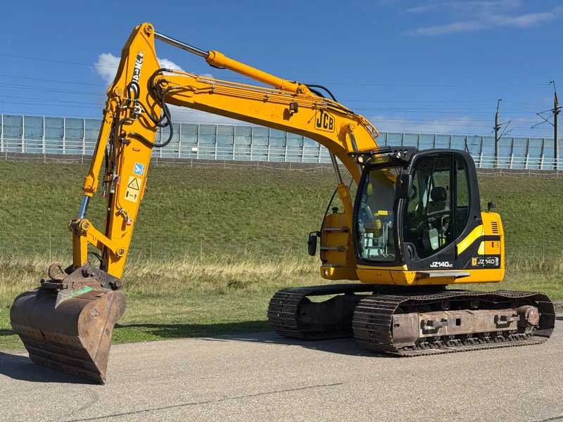 JCB JZ 140 LC - Pelle sur chenille: photos 1 JCB JZ 140 LC - Pelle sur chenille: photos 1