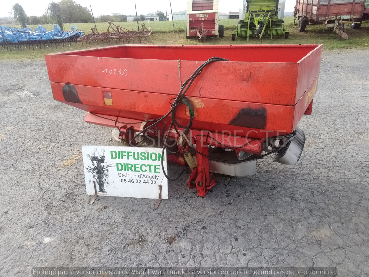 AGRAM DISTRIBUTEUR D'ENGRAIS JET SPREAD 281 - Distributeur d'engrais: photos 1 AGRAM DISTRIBUTEUR D'ENGRAIS JET SPREAD 281 - Distributeur d'engrais: photos 1