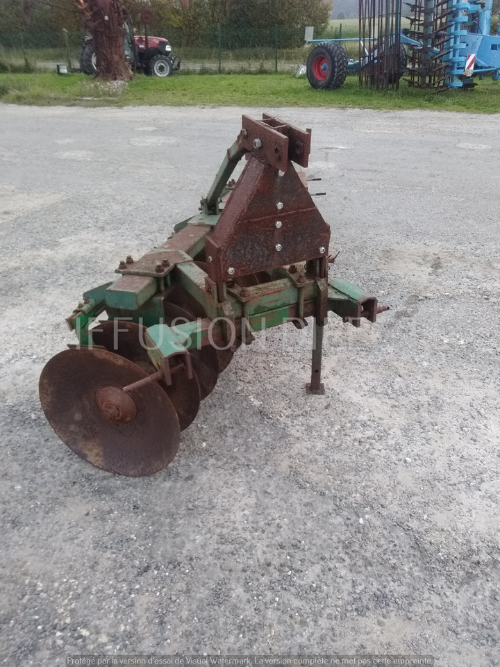 QUIVOGNE DECHAUMEUSE 12 D - Cover crop: photos 3 QUIVOGNE DECHAUMEUSE 12 D - Cover crop: photos 3